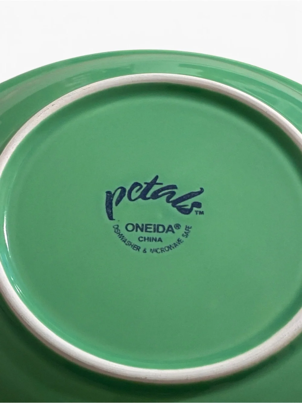 Vintage Oneida Petals Seafoam Green Vegetable Bowl Discontinued 1990s Stoneware